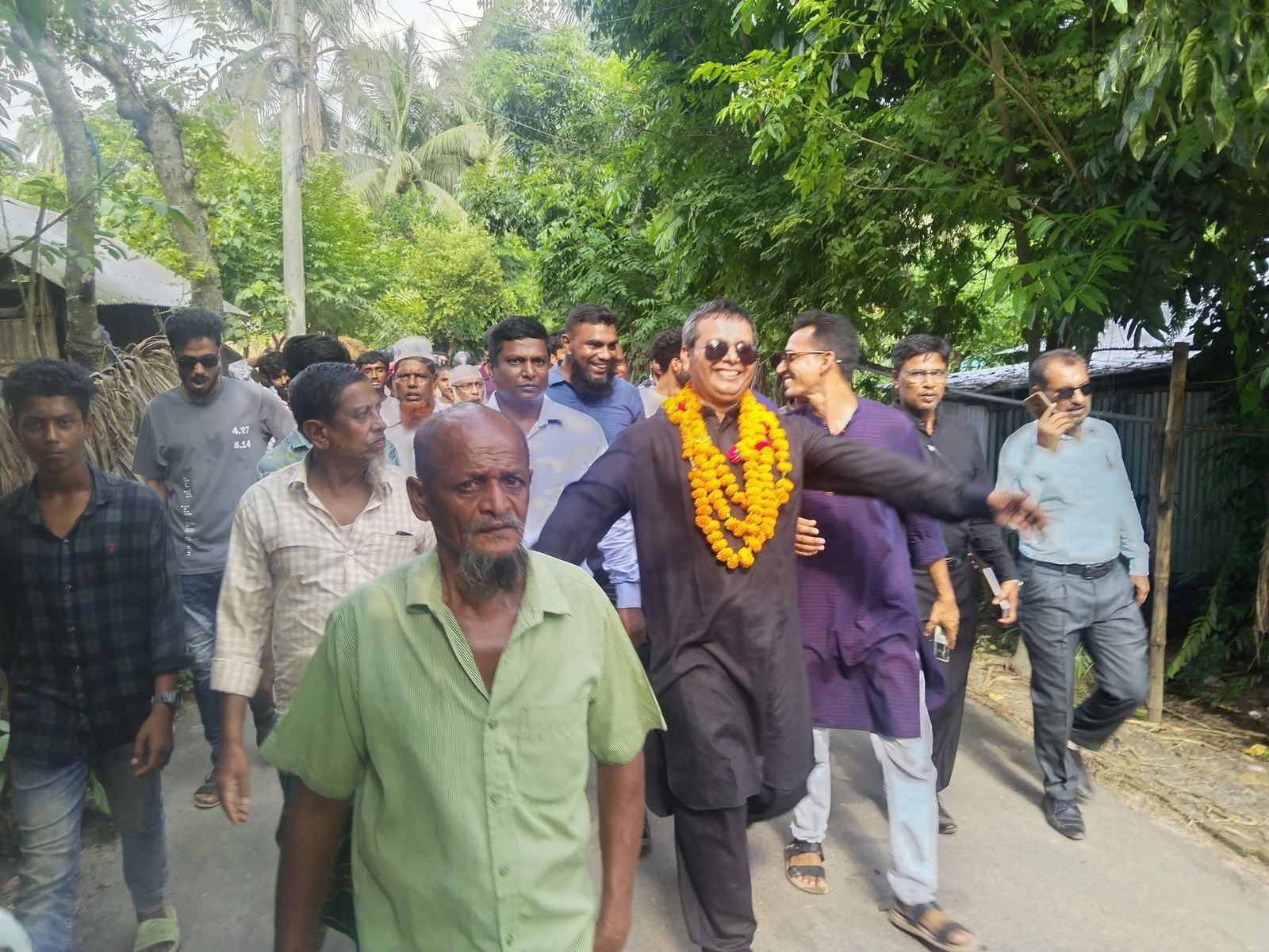 তৃণমূলের মানুষের সাথে মতবিনিময়